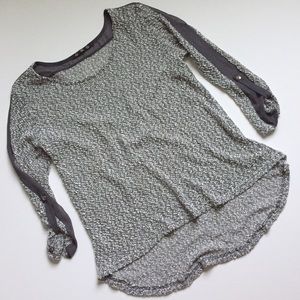 Coin 1804 | gray white loose knit sweater roll tab